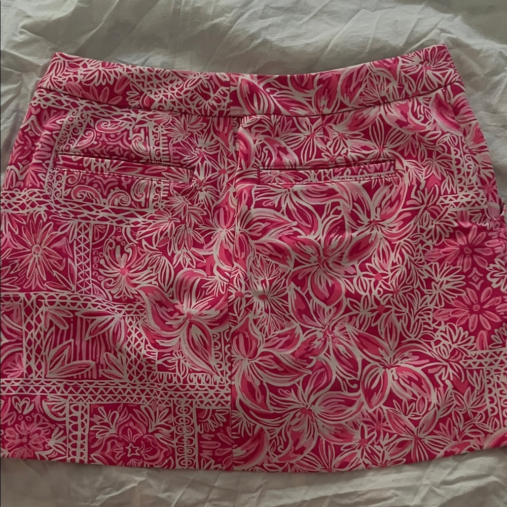 Lilly Pulitzer Pink and White Patterned Mini Skort - Picture 3 of 8